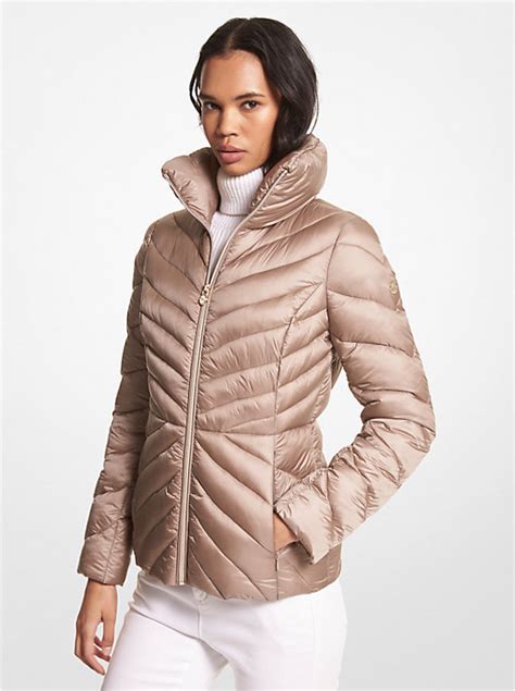 michael kors packable down coat with hood gold zippers 122550|Hartford Quilted Nylon Packable Down Jacket .